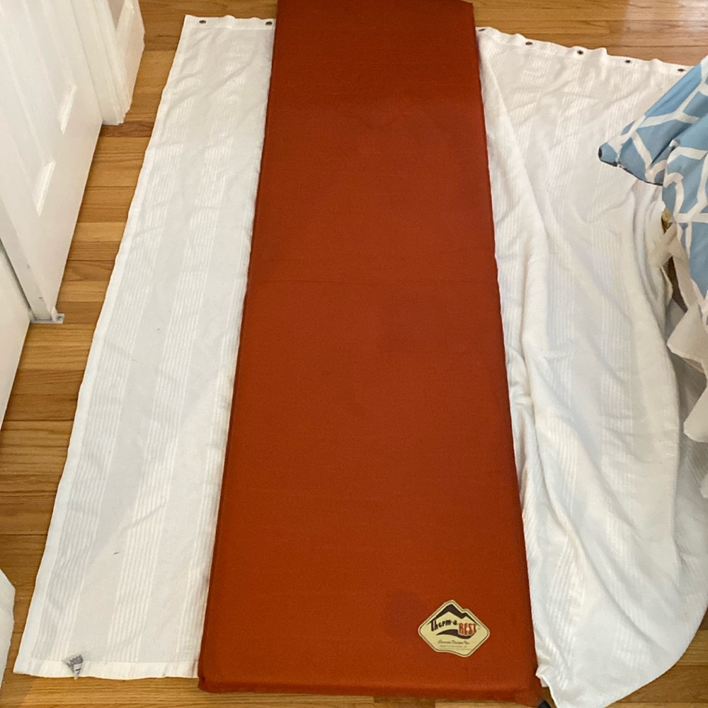 THERMAREST ORIGINAL SELF INFLATING SLEEPING PAD FOR CAMPING
